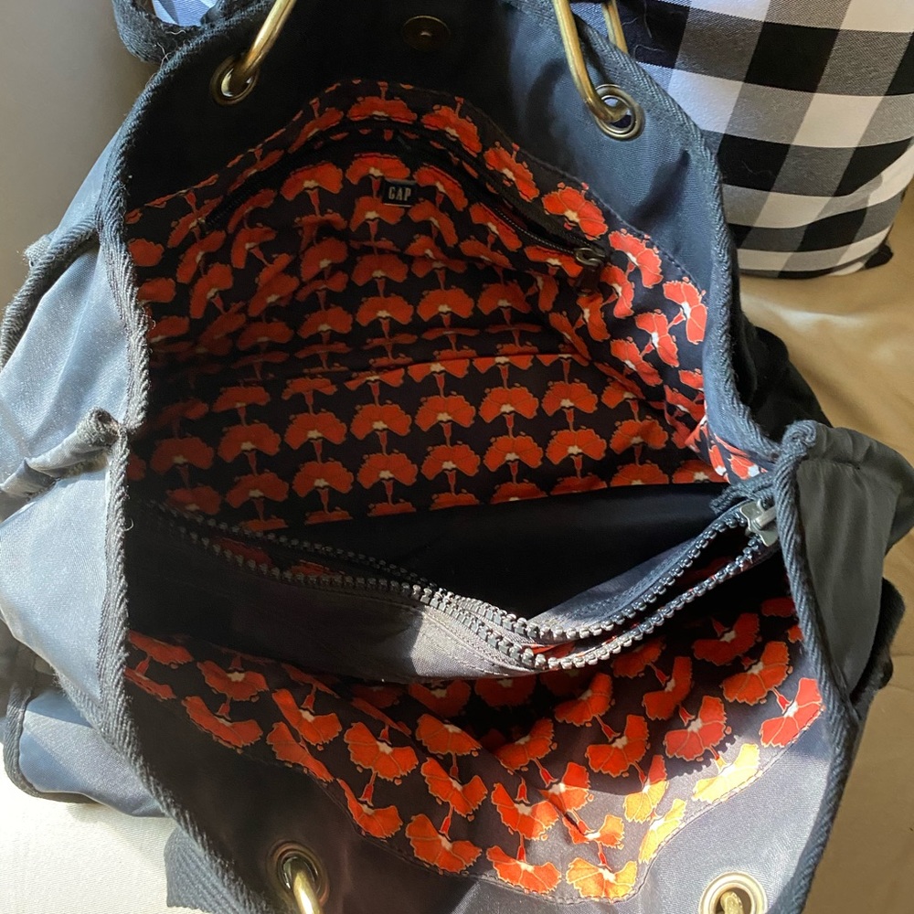 Gap 2 Pc Bag & Mini Bag -Euc View 6